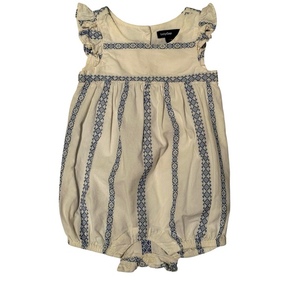 babyGap Cream and Blue Embroidered Flutter Sleeve Baby Romper Size 0–3 Months - Picture 1 of 7